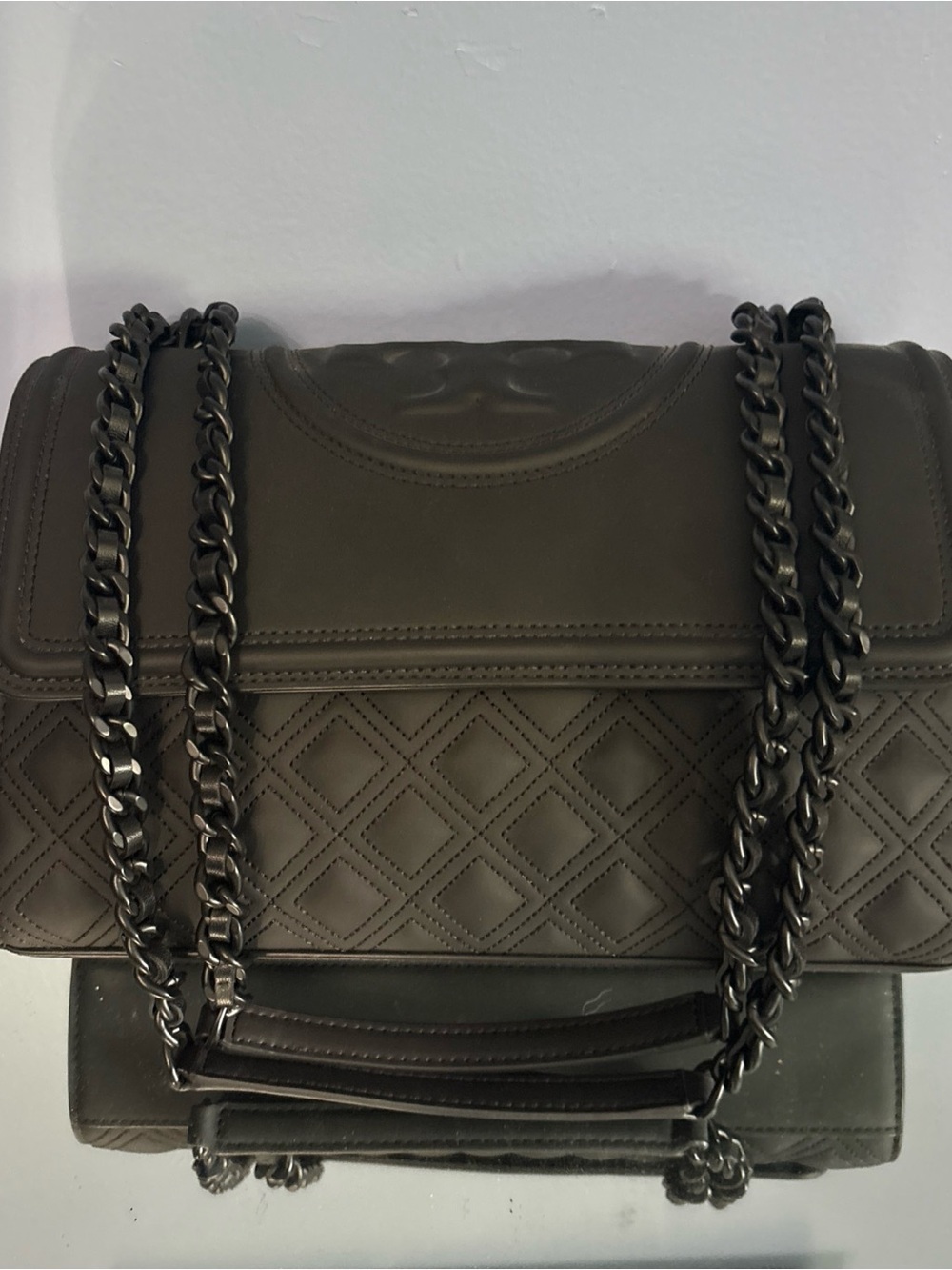Tory Burch Quilted Shoulder Bag in Black with Gunmetal Chain
